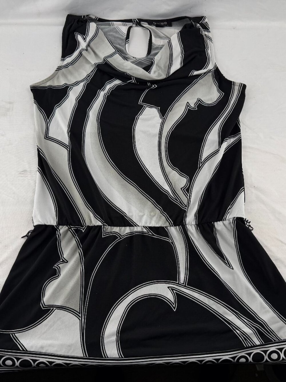 White House Black Market Sleeveless Black White Graphic Print Dress Medium M